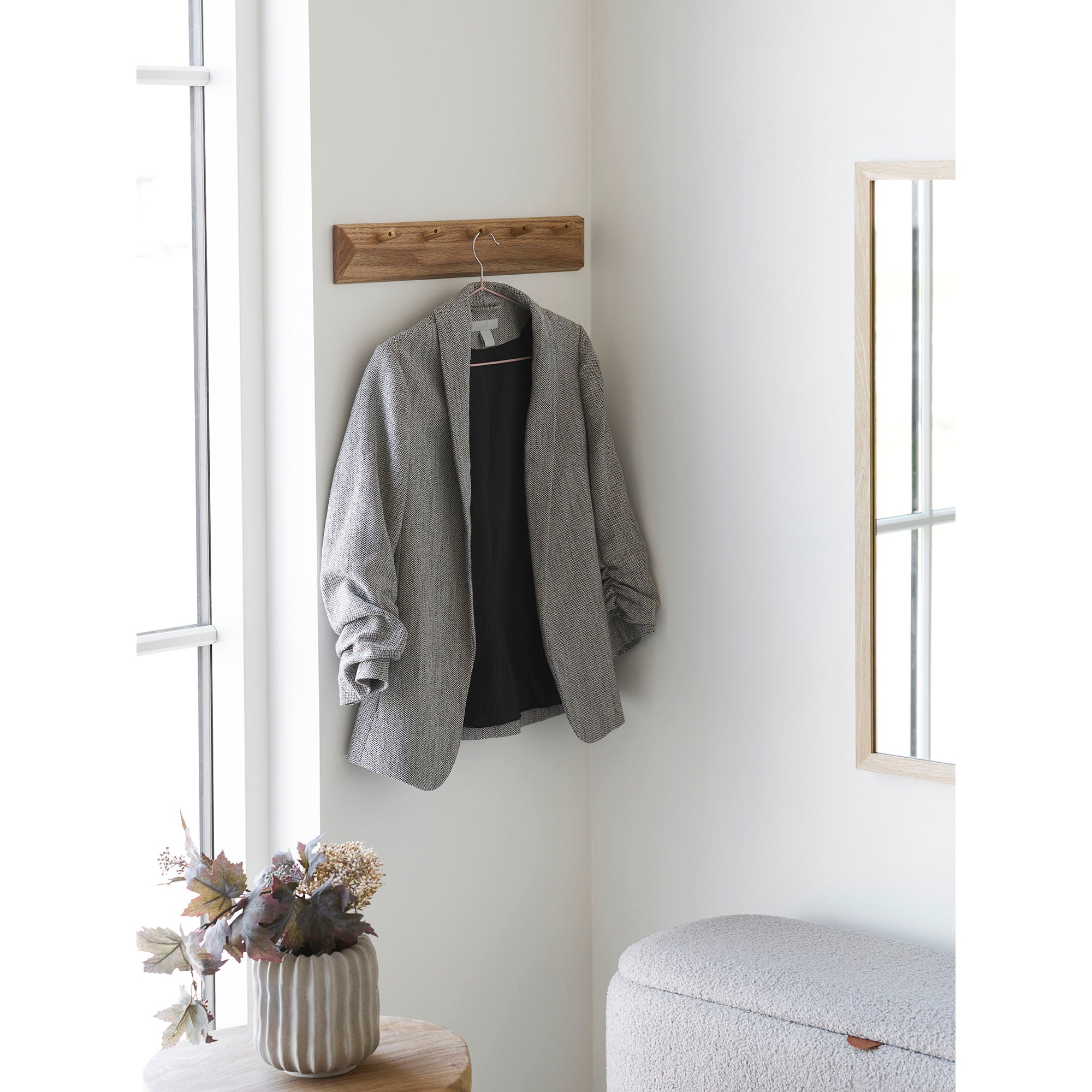 Barco Coat Rack with 5 hooks - Casaneu