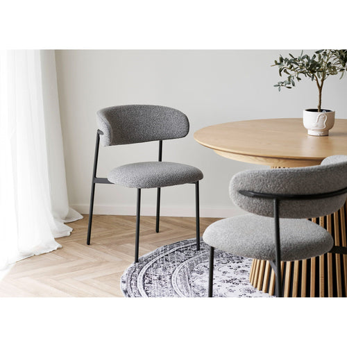Comfort Eetkamerstoel Maybel – Luxe Zit Met Strakke Lijnen - Casa Neu