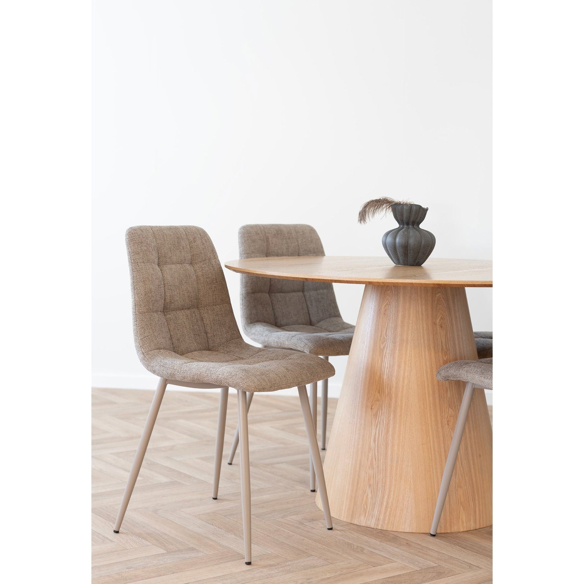 Teddy Stof Eetkamerstoel Middelfart – Zachte Zit, Stijlvol Design - Casa Neu