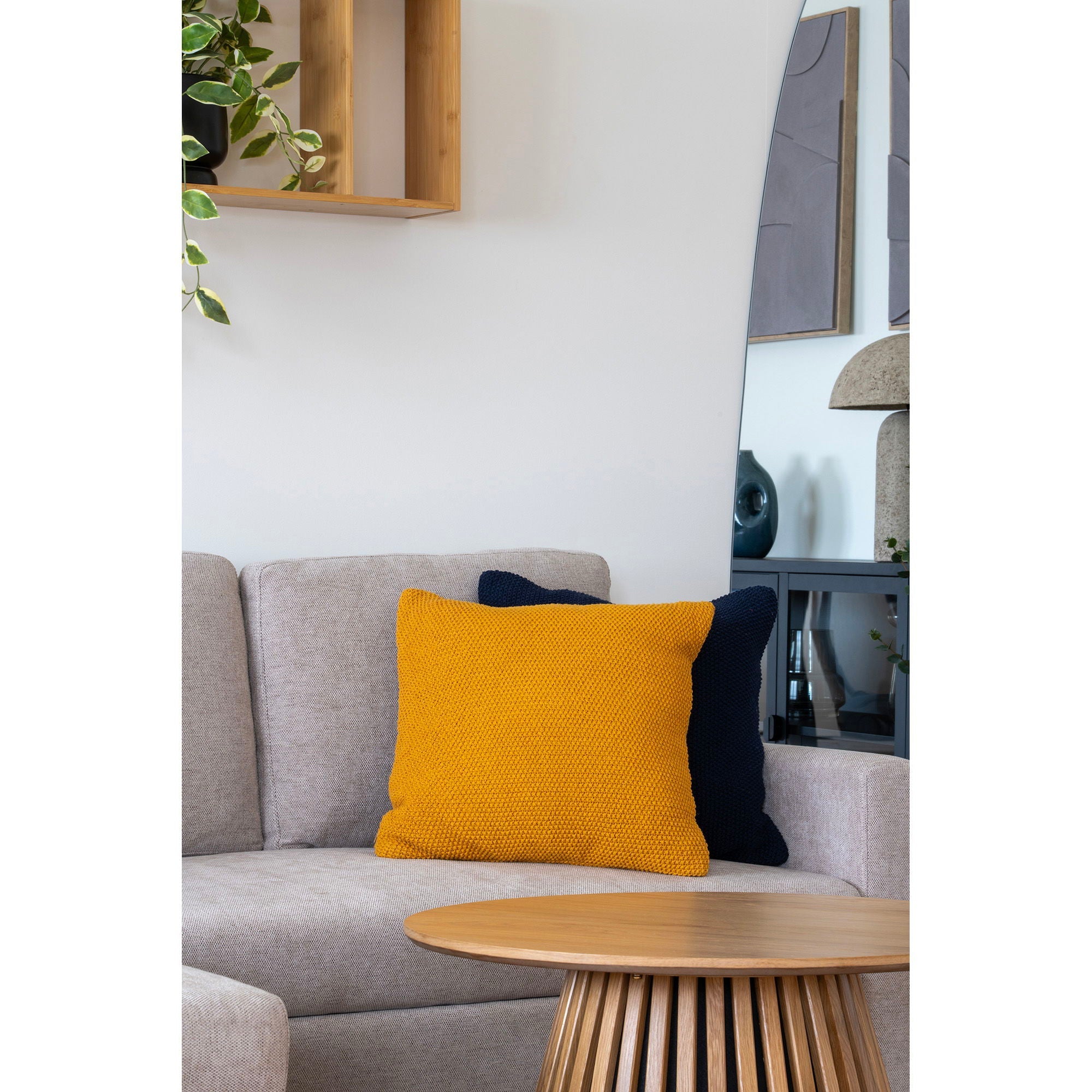 Santos Cushion - Casaneu