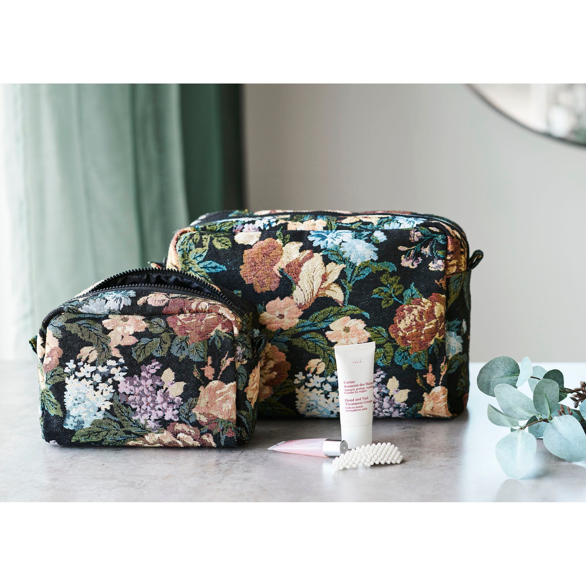 Zoe Toilet Bags - Casaneu